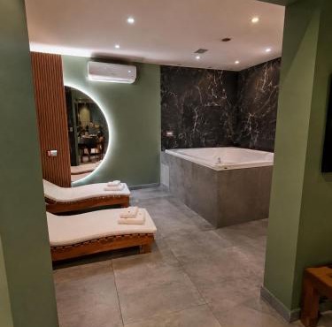 Hotel Castelar suit