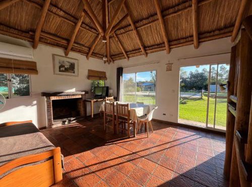Casa quinta con enorme parque, parrilla, hogar, piscina a 1 hora de CABA