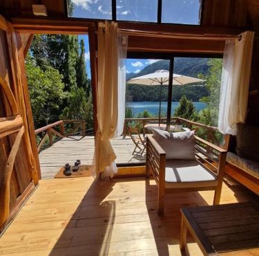 Refugio de Montaña Patagonia a orilla de lago, pesca