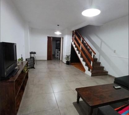 habitacion con baño privado en casa compartida