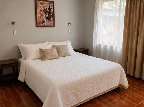 NEW Hotel Casa del Profesor