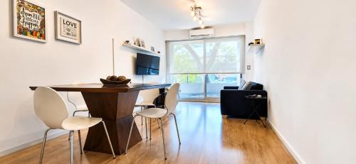 Moderno departamento de 2 dormitorios con piscina
