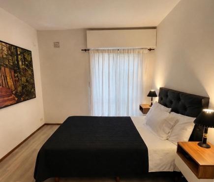Loft luminoso con balcón y entrada independiente