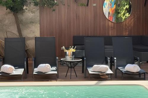 House in Soho Heated Pool, BBQ Grill & Playroom