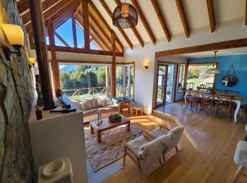 Hermosa casa en el corazón de Ensenada - Puerto Varas