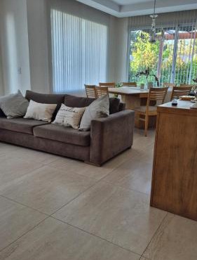 Residencia Deluxe en Barrio Privado in Mar del Plata