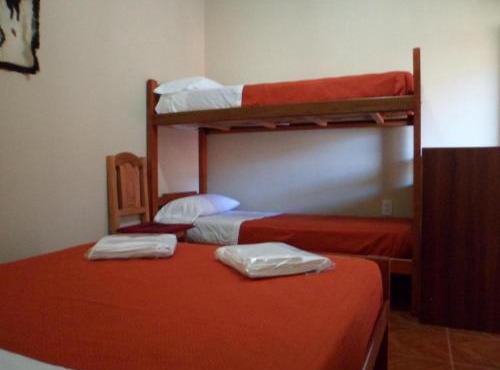EL CARDON HOSPEDAJE de HUACALERA