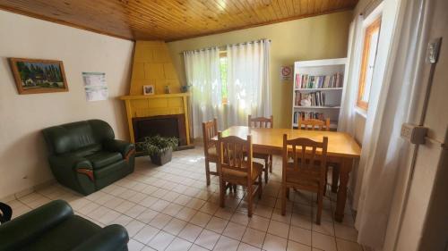Hostal La Franca céntrico, Habitación privada 1 y Amplia cocina