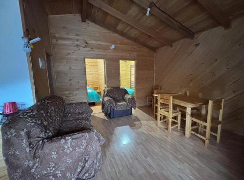 Cabaña Quintuman en Choshuenco camino Huilo Huilo