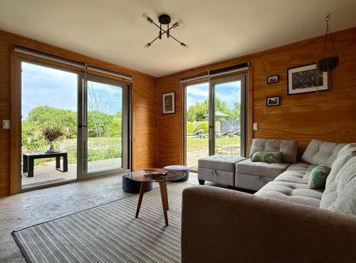 Casa-jardín Luz de Botellas -piscina-jacuzzi-sauna