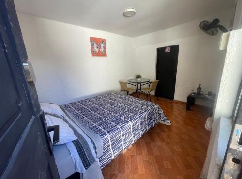 Habitación doble economica con Baño Privado