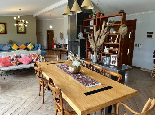 Casa Limache,5 dormitorios, 6 baños, piscina cancha
