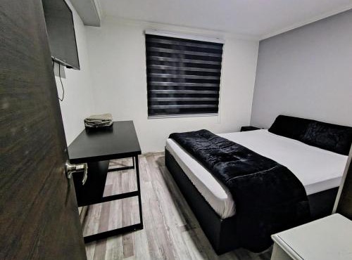 casa entera con estacionamiento