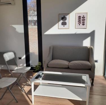 Cubil Azul. Casa conteiner 2 dormitorios