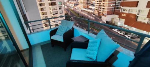 Departamento 1D, Huayquique con Piscina