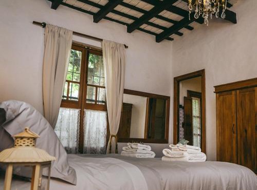 Don Aniceto Lodges & Glamping in Luján