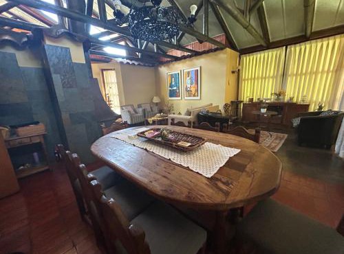 EL REFUGIO DE NAELA