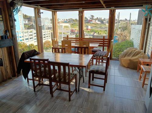 Pichilemuhostel SurfersView