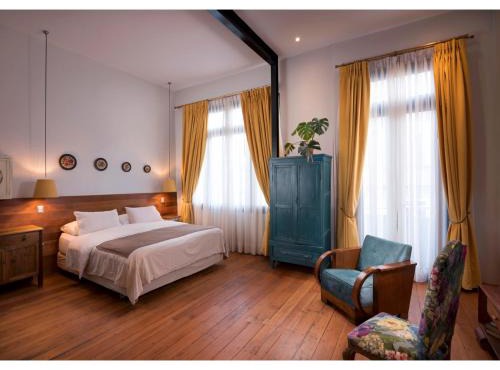 Augusta Hotel