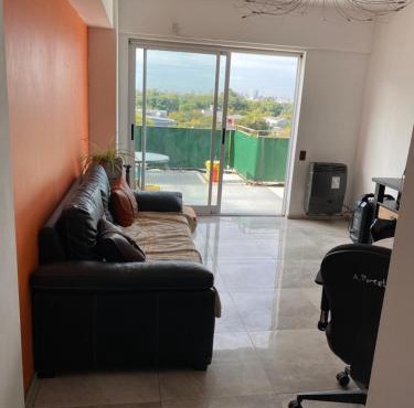 Hermoso Depto con terraza propia