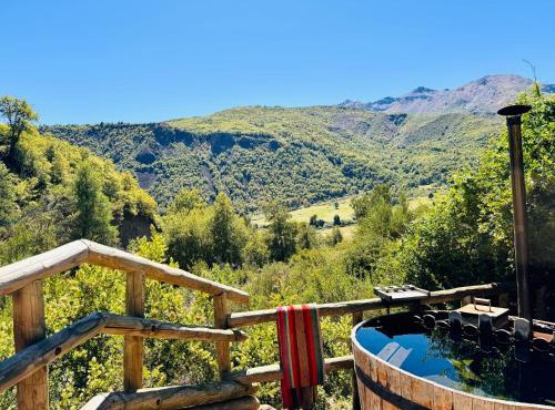 Parque Guaiquivilo, Cabañas de montaña con tinaja privada