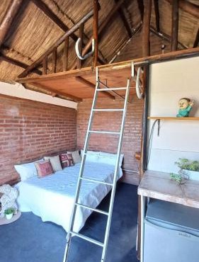 CABAÑA B COMPLEJO AIRES SERRANOS 2 a 3 PERSONAS TANTI