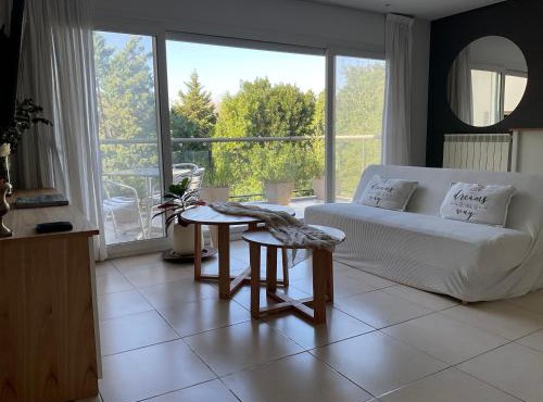 Departamento impecable excelente ubicación cerca de todo in Pilar