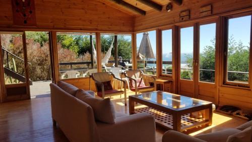 Tunquén preciosa casa con espectacular piscina