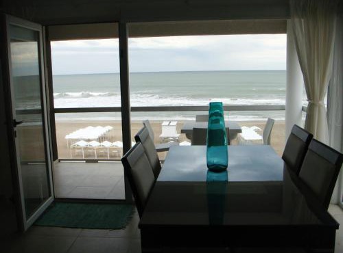 Pinamar Alquilo Departamentos Frente Al Mar in Ostende